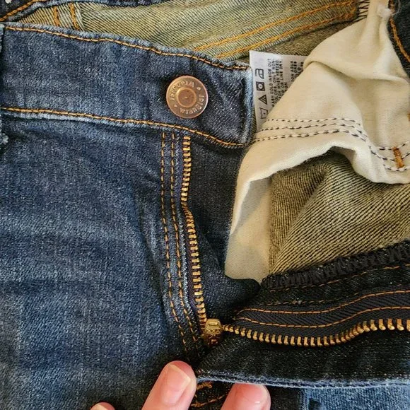 Boy's Wrangler Blue Jeans - Picture 9 of 13